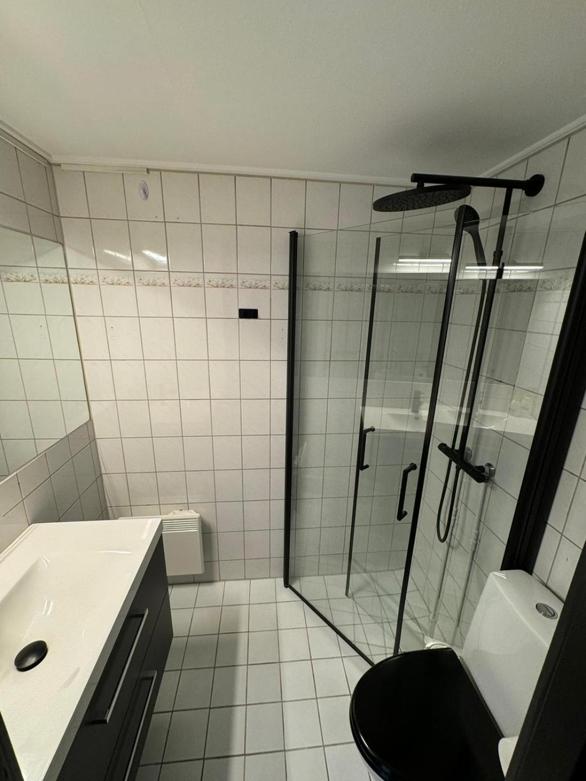 Voss Budget Apartments & Rooms Ngoại thất bức ảnh